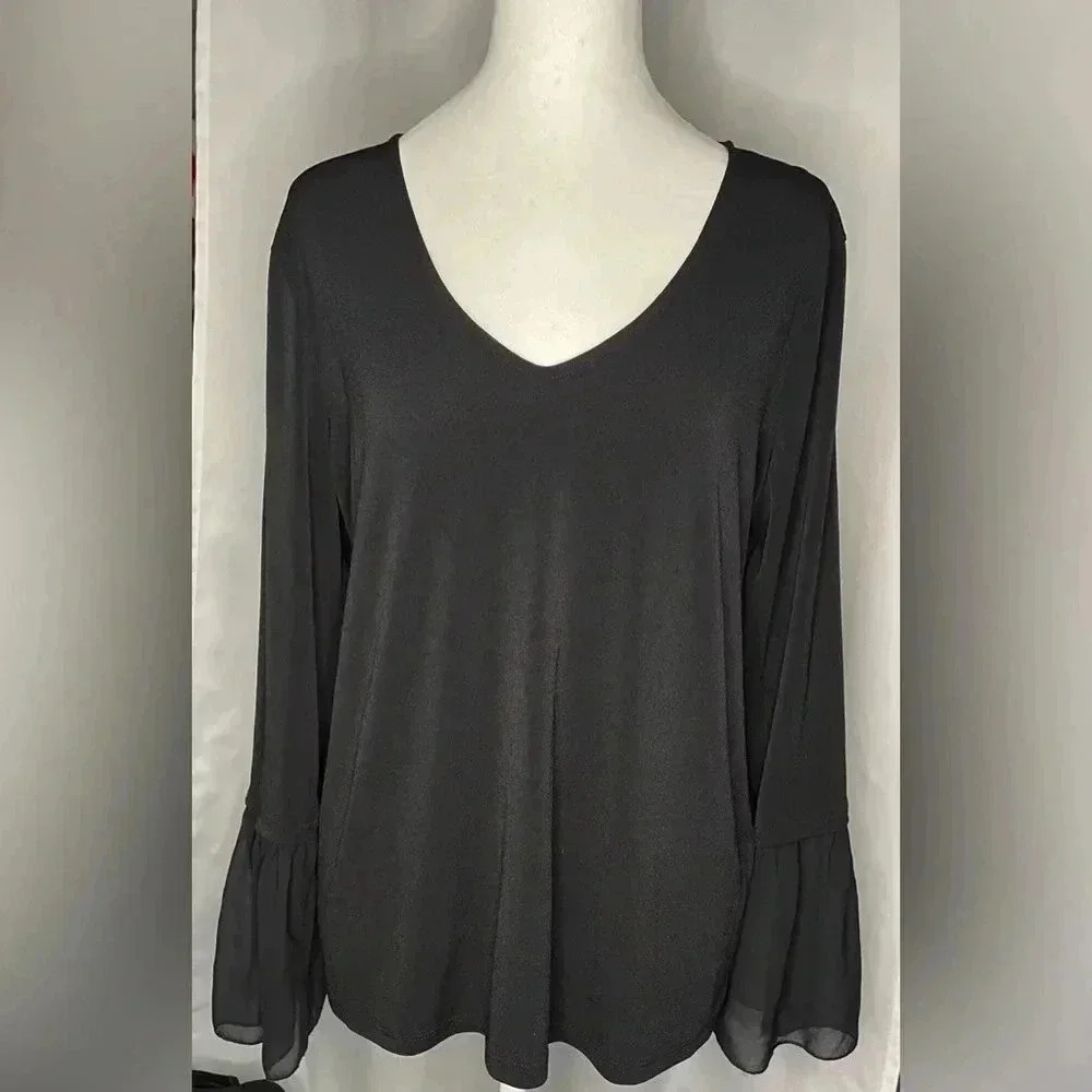 Banana Republic long sleeved blouse
